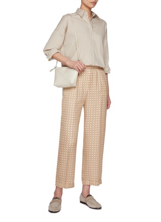 模特儿示范图 - 点击放大 - PESERICO - Monogram Cropped Wide Leg Pants