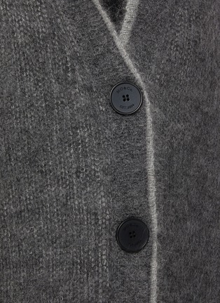  - MO&CO. - V-neck Layered Cardigan