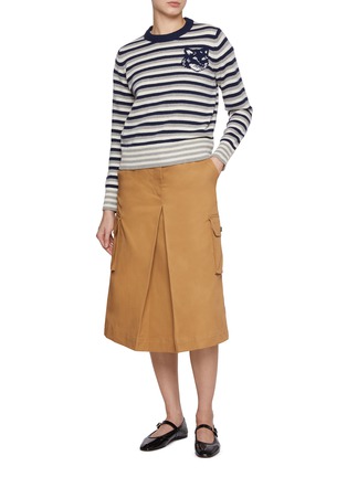 模特儿示范图 - 点击放大 - MAISON KITSUNÉ - Utility Cotton Gabardine Cargo Skirt