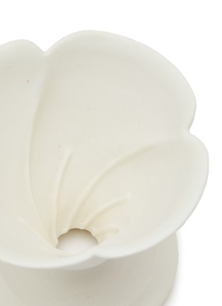 细节 –点击放大 - TOKI NASHIKI - Porcelain Flower Coffee Dripper