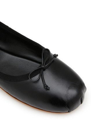 细节 - 点击放大 - MIU MIU - Logo Jacquard Strap Leather Mary Jane Ballerina Flats