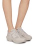 模特儿示范图 - 点击放大 - NEW BALANCE - WRPD Runner Low Top Women's Sneakers