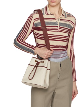 模特儿示范图 - 点击放大 - L/UNIFORM - The Miniature Rigger Bag N°177