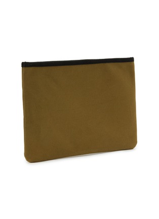 模特儿示范图 - 点击放大 - L/UNIFORM - Medium Canvas Pouch N°16