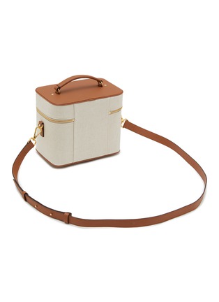 模特儿示范图 - 点击放大 - L/UNIFORM - The Miniature Canvas Leather Vanity Case N°132