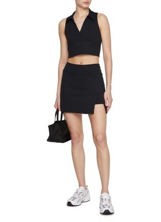 模特儿示范图 - 点击放大 - BEYOND YOGA - Heather Rib Hold Court Skirt