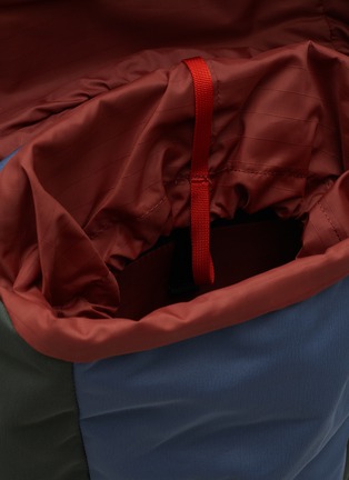细节 –点击放大 - COTOPAXI - Tapa Backpack 22L — Tempest and Fatigue