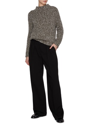 模特儿示范图 - 点击放大 - THE ROW - Hauren Marled Cashmere Knit Sweater