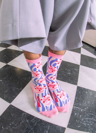 细节 –点击放大 - EAT MY SOCKS - Pretty Cake Short Crew Socks
