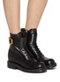 模特儿示范图 - 点击放大 - CHLOÉ - Coddington Leather Combat Boots