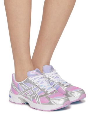 模特儿示范图 - 点击放大 - ASICS - x Ana Smu Gel-Kayano 14 Low Top Women's Sneakers