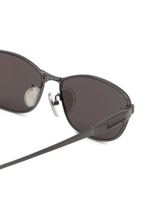 细节 - 点击放大 - BALENCIAGA - 金属方框太阳眼镜