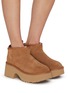 模特儿示范图 - 点击放大 - UGG - Classic Ultra Mini New Heights Suede Ankle Boots