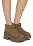 模特儿示范图 - 点击放大 - UGG - Classic Ultra Mini New Heights Suede Ankle Boots