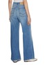 背面 - 点击放大 - PESERICO - Flared Leg Washed Jeans