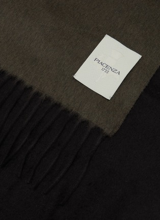 细节 - 点击放大 - PIACENZA 1733 - Bicolour Silk Cashmere Scarf