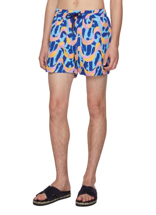 模特儿示范图 - 点击放大 - FRESCOBOL CARIOCA - x John Booth Capsule drawstring Sport Swim Shorts