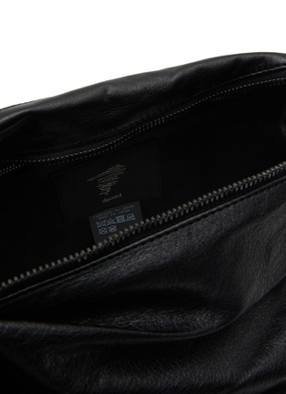 细节 - 点击放大 - DISCORD YOHJI YAMAMOTO - Small Leather Drum Dyed Leather Crossbody Bag