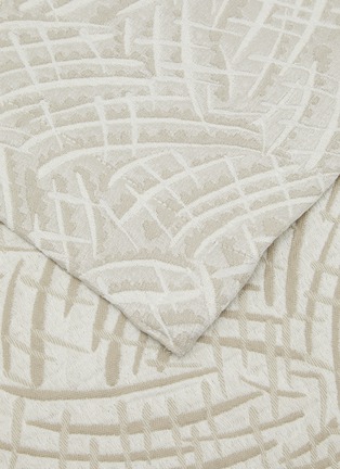 细节 –点击放大 - FRETTE - Luxury Grove Bedspread — Milk/Nature
