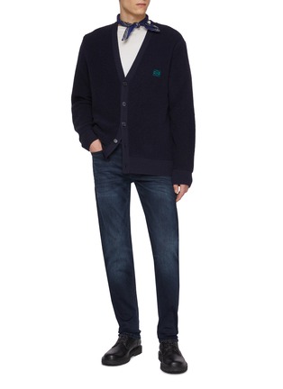 模特儿示范图 - 点击放大 - DENHAM - Bolt Free Move Dark Wash Skinny Jeans