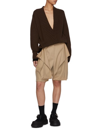 模特儿示范图 - 点击放大 - JW ANDERSON - Sculptural Wool Shorts