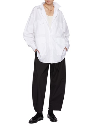 模特儿示范图 - 点击放大 - BARENA - Patch Pocket Cotton Shirt