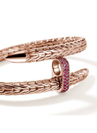 细节 - 点击放大 - JOHN HARDY - Spear Treated Ruby 14K Rose Gold Bypass Flex Cuff — Size S