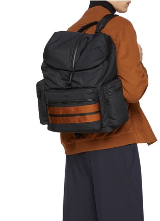 模特儿示范图 - 点击放大 - ZEGNA BAGS - Technical Fabric Backpack