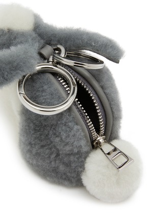细节 - 点击放大 - LOEWE - Bunny Coin Shearling Purse Charm