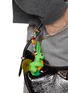 正面 -点击放大 - BUNNY SHAPIRO - Animalito Rabbit Bag Charm — Green