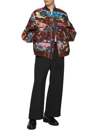 模特儿示范图 - 点击放大 - SACAI - Tropical Car Race Print Cotton Bomber Jacket