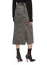 背面 - 点击放大 - MO&CO. - Dark Wash Denim Maxi Skirt