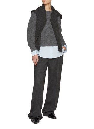 模特儿示范图 - 点击放大 - MO&CO. - Fake Layering Wool Sweater