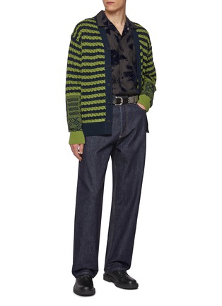 模特儿示范图 - 点击放大 - TOGA VIRILIS - Jacquard Striped Cotton Knit Cardigan