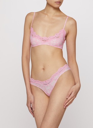 正面 -点击放大 - SKIMS - FITS EVERYBODY 蕾丝丁字裤五件套