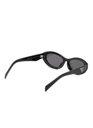 模特儿示范图 - 点击放大 - PRADA - Acetate Oval Sunglasses