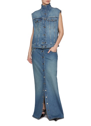 模特儿示范图 - 点击放大 - ALAÏA - 高领剪裁牛仔背心