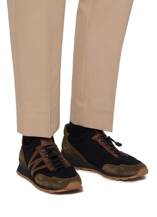 模特儿示范图 - 点击放大 - J.M. WESTON - On My Way Suede Knit Sneakers