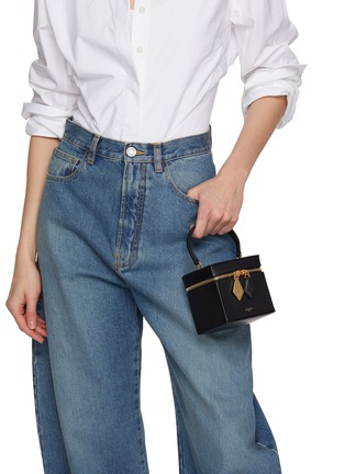 正面 -点击放大 - ALAÏA - Cube Leather Vanity Bag