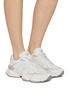 模特儿示范图 - 点击放大 - NEW BALANCE - 9060 Low Top Women's Sneakers