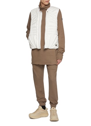 模特儿示范图 - 点击放大 - RICK OWENS - X MONCLER 系带运动裤
