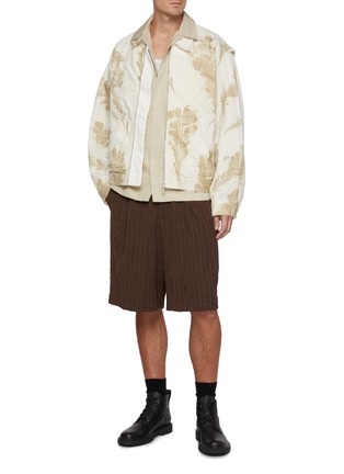 模特儿示范图 - 点击放大 - DRIES VAN NOTEN - 花卉印花拉链夹克