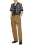 模特儿示范图 - 点击放大 - DRIES VAN NOTEN - 花卉刺绣衬衫