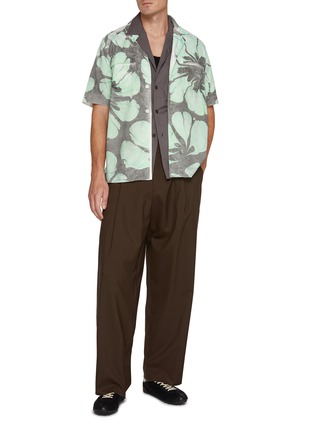 模特儿示范图 - 点击放大 - DRIES VAN NOTEN - 双面拼接衬衫