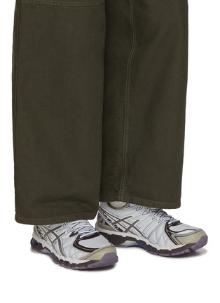 模特儿示范图 - 点击放大 - ASICS - X Kiko Stadinov Gel-Kayano 20 Men's Sneakers