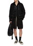 模特儿示范图 - 点击放大 - RICK OWENS - 拉链设计夹克
