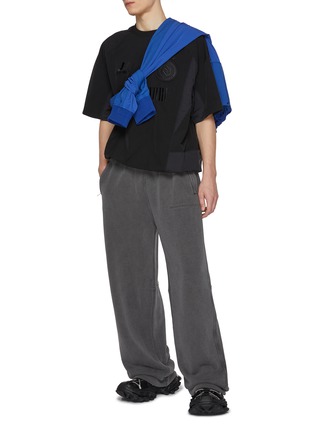 模特儿示范图 - 点击放大 - JUUN.J - Elasticated Hem Football T-Shirt
