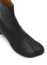 细节 - 点击放大 - MM6 MAISON MARGIELA - Anatomic Split Toe Zip Up Men's Ankle Boots