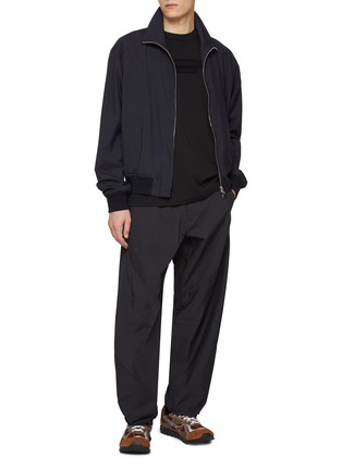 模特儿示范图 - 点击放大 - ALEXANDERWANG - LOGO 贴花 T 恤