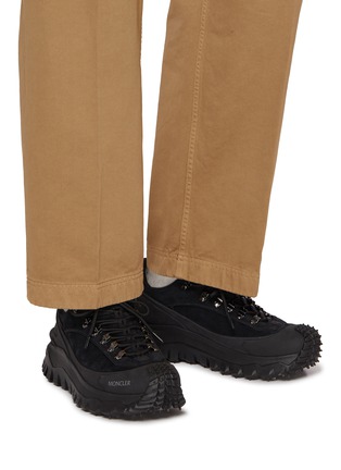 模特儿示范图 - 点击放大 - MONCLER - 男款 TRAILGRIP APEX 运动鞋
